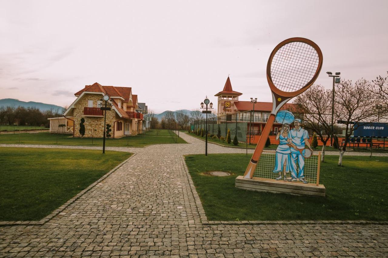 Publo Spa Hotel Vyshkove Eksteriør bilde