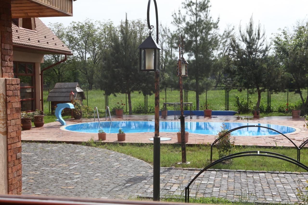 Publo Spa Hotel Vyshkove Eksteriør bilde